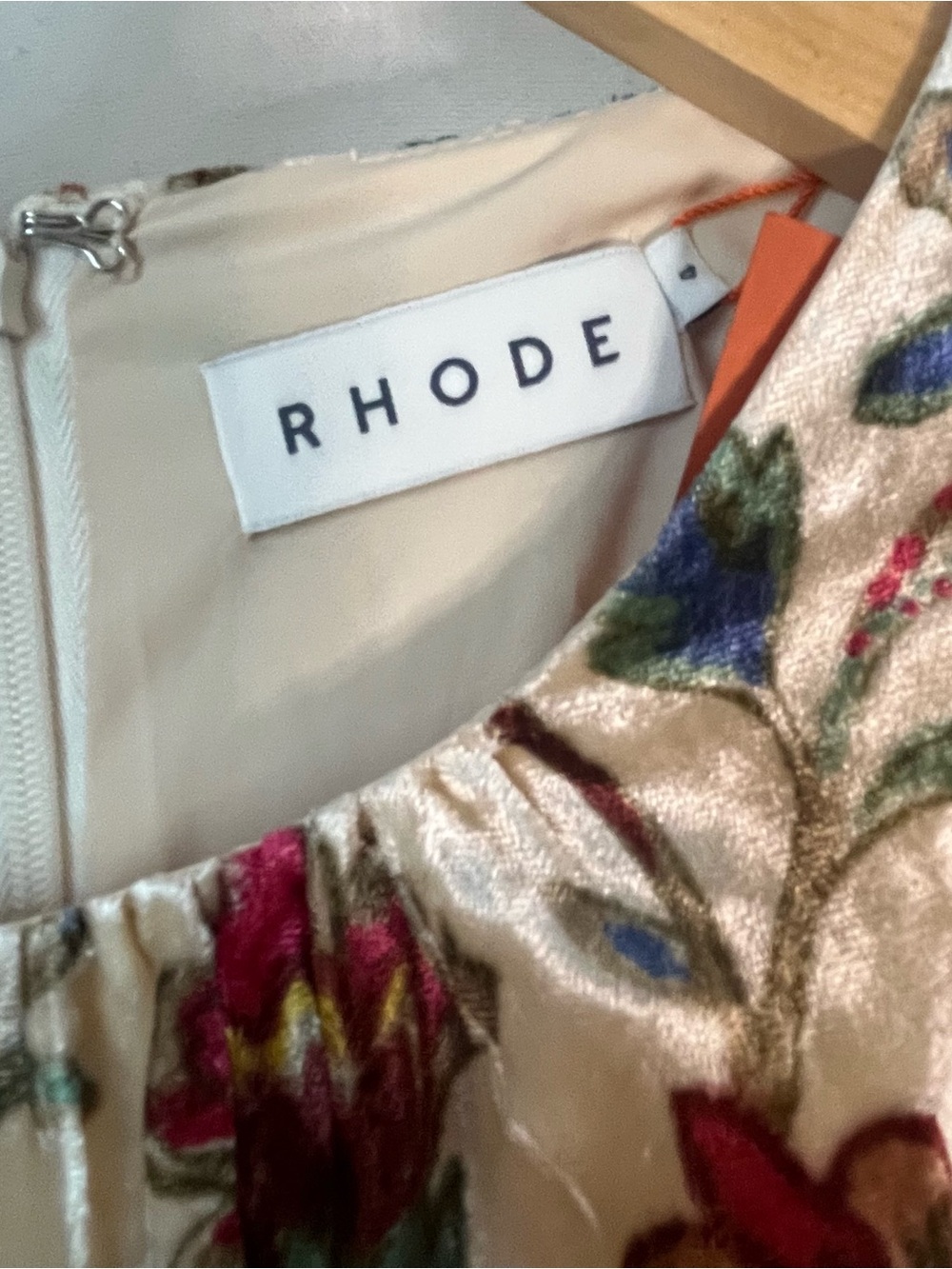 Rhode Arabella Midi Dress in Cream Vichy Rose Floral Velvet - Size 4 - NWT - Picture 5 of 8